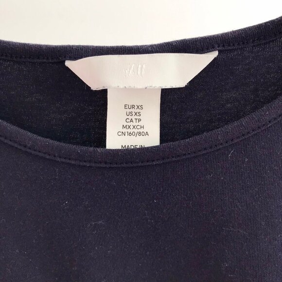 H&M Navy Eyelet Puff Sleeve Top - Picture 5 of 5